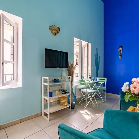 Le Reve Bleu Majorelle - Duplex Sur Les Toits - Une Nuit A Nîmes Exteriör bild